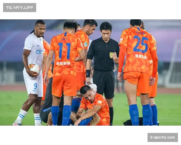 王仕鹏指出杨瀚森需突破阵地战传球限制寻找合适搭档打造以其为核心的新体系